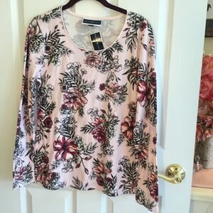 NWT. Karen Scott Long Sleeve Rose Print Top Sz SM